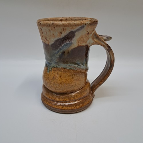 Click to view detail for #250504 Mug, Wheat/Blue/Red $19
